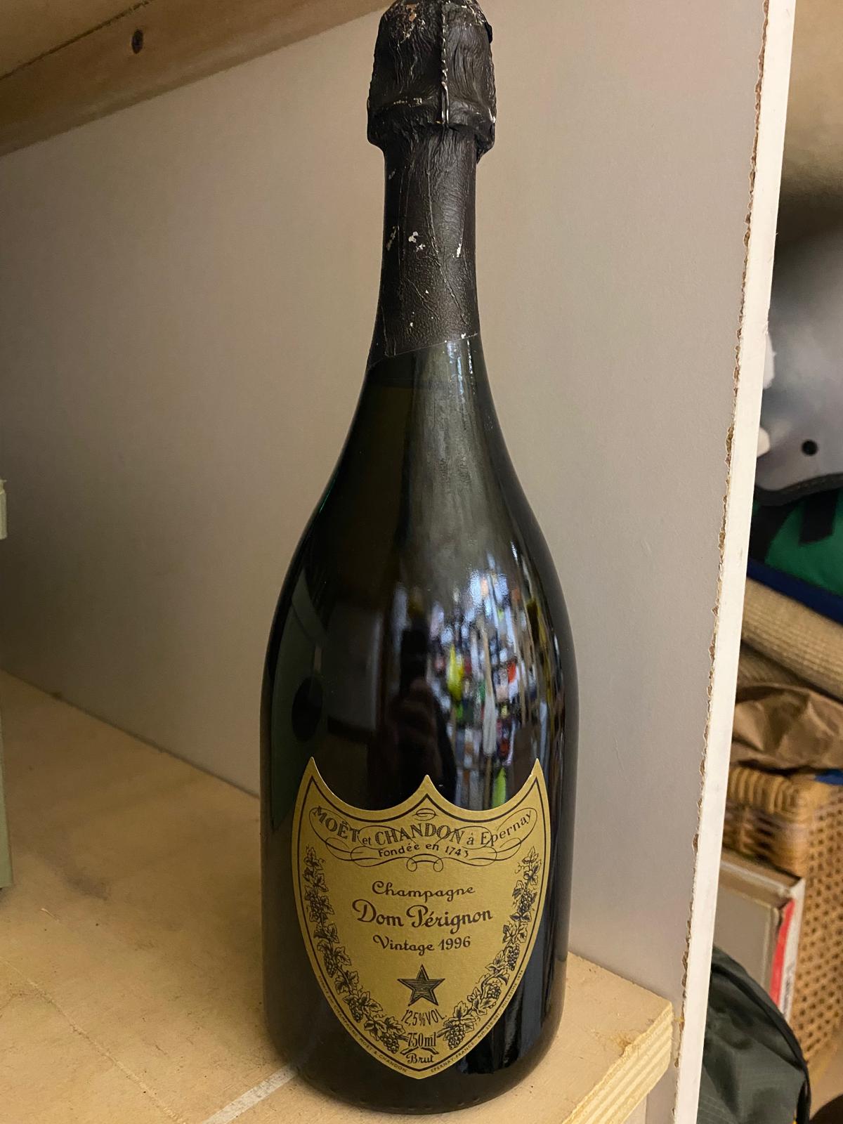 UNICA BOTTIGLIA - Dom Perignon 1996